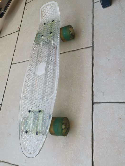 Deskorolka fiszka COOLSLIDE, koła LED