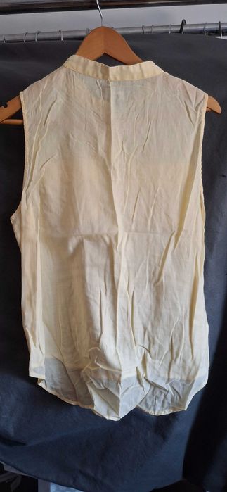 Camisa manga cava amarela