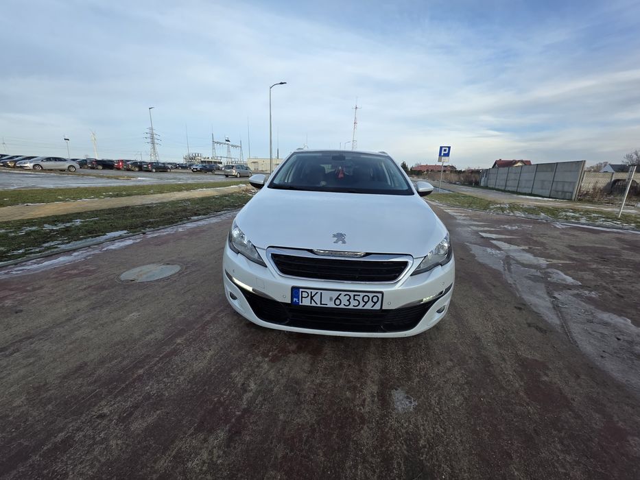 Peugeot 308 T9  bogato wyposażony! Szklany Dach !