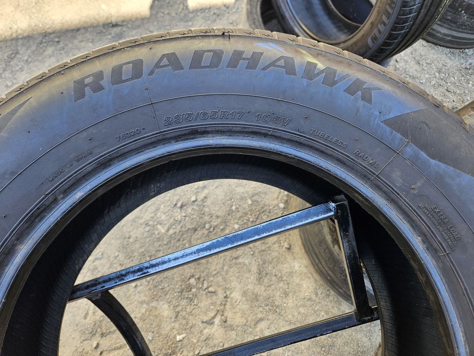Шины БУ 235 65 R 17 Firestone roadhawk пара лето