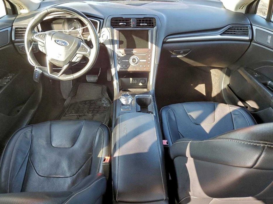 Ford Fusion Titanium 2019 /