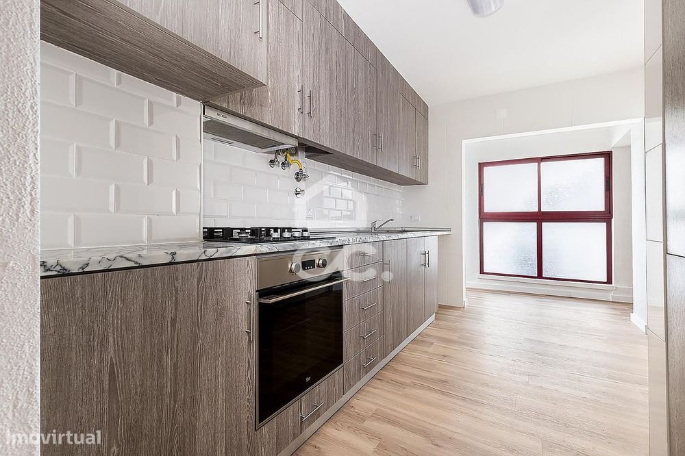 Apartamento T3 totalmente remodelado na Horta das Figueiras, Évora