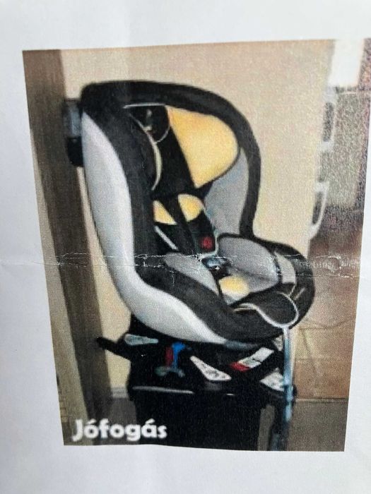 Cadeira Bébé Auto - Pierre Cardin Isofix em muito bom estado
