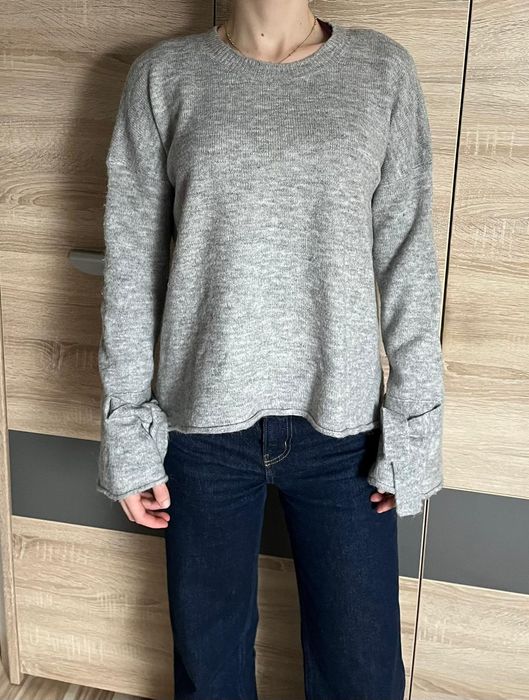 Sweterek damski popielaty Mohito