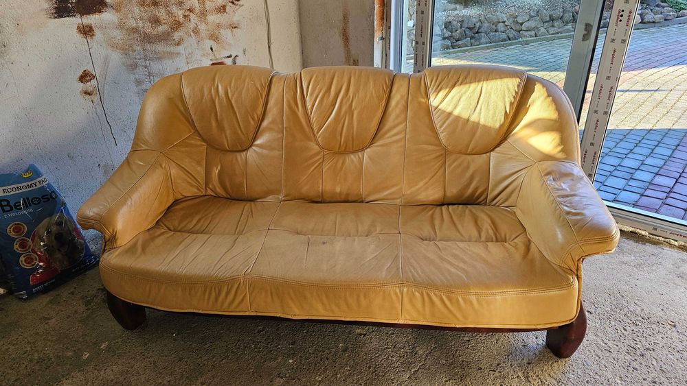 Zestaw wypoczynkowy sofa+ fotel