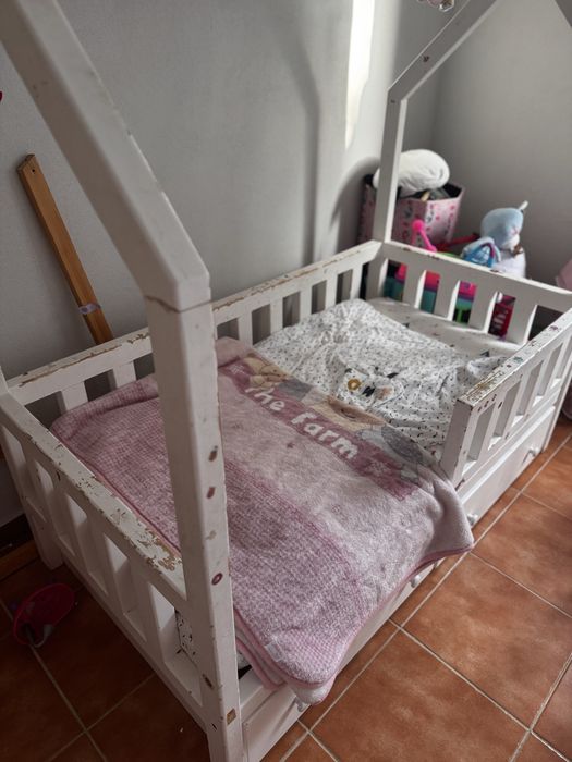 Cama montessori