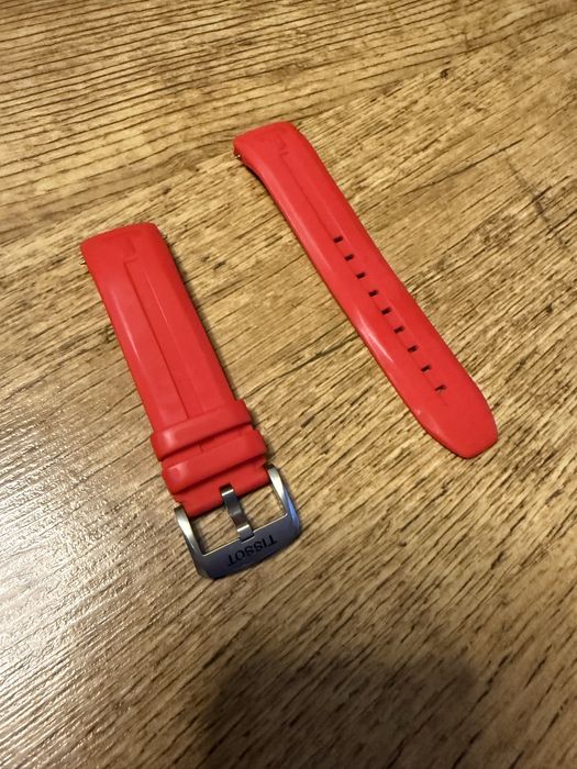 Pasek Tissot T-Touch Connect Solar Czerwony
