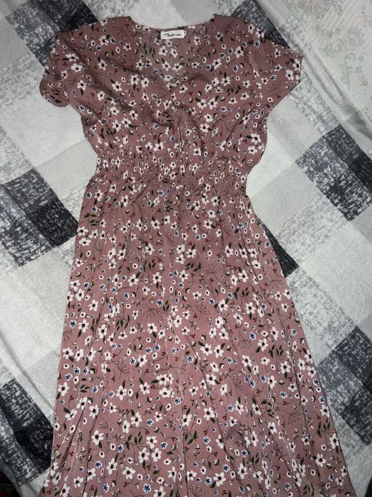 Летнее легкое платье