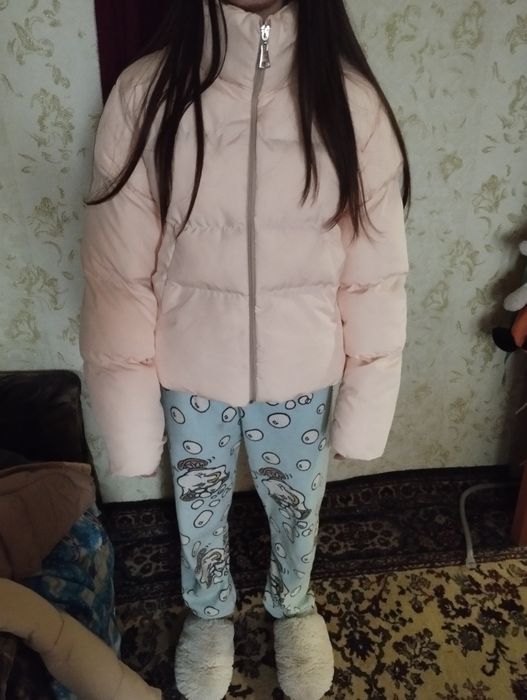 Куртка на дівчину або худеньку