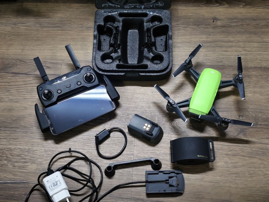 Dron DJI Spark zestaw
