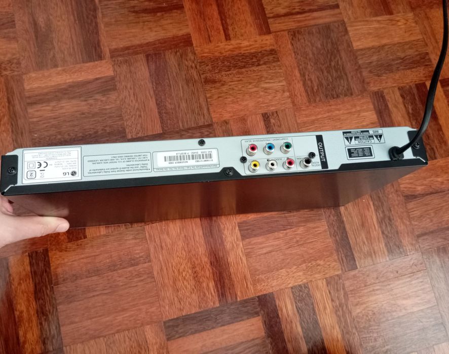 Leitor DVD / CD / USB  LG  DVX452