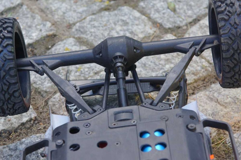 samochód model RC 1:10 Carson Climb Warrior bezszczotkowy