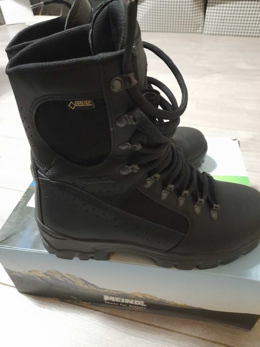 Meindl Kampfstiefel Gore-Tex roz. 41,5
