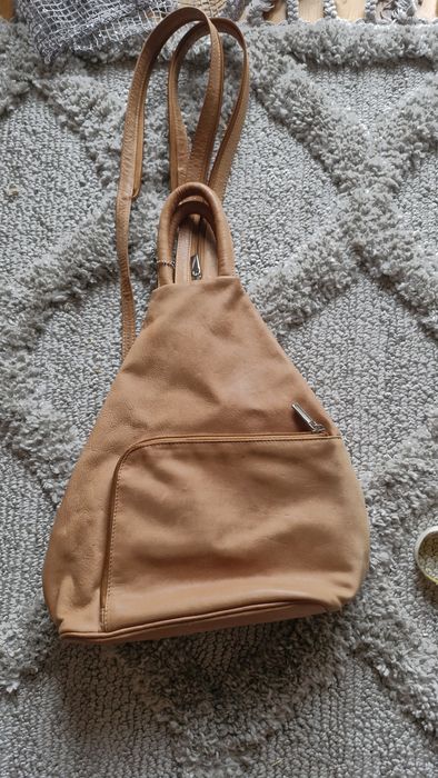 Plecako torba  skora cieleca