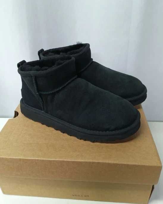 UGG Mini Lowmel R.39