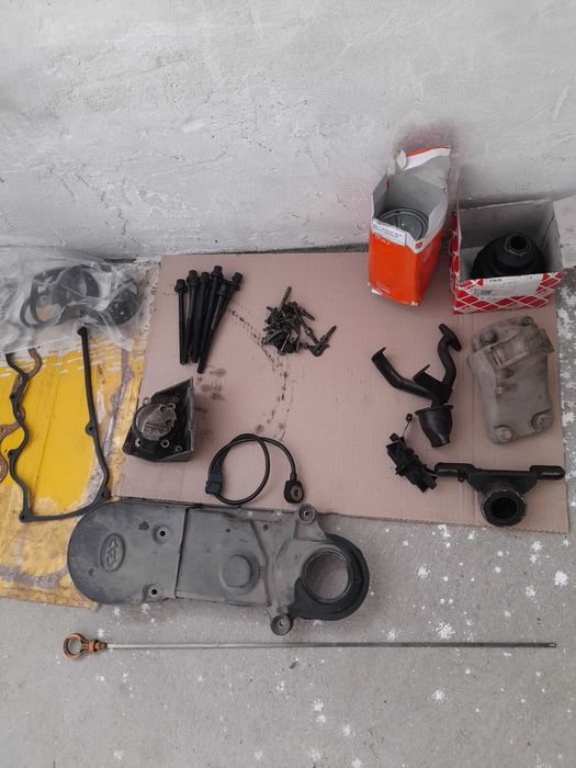 Комплектуючі двигуна Chery Amulet