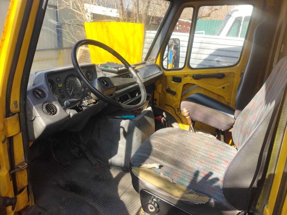 Мерседес 309Д поштовик