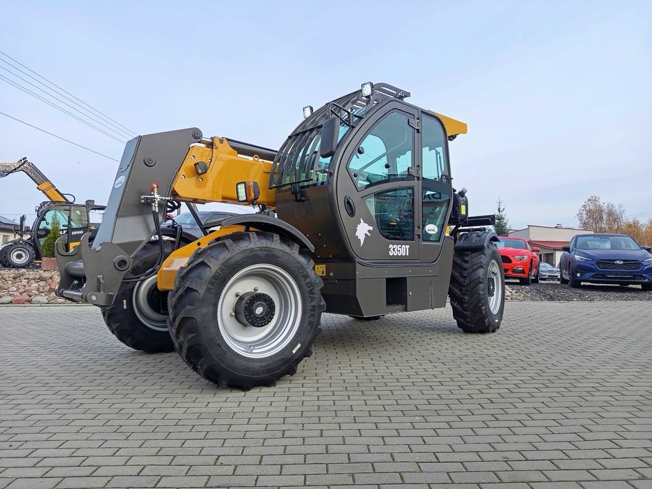 Ładowarka teleskopowa WOLF 3350T udźwig 3,5 T, wys. podnoszenia 7 m.