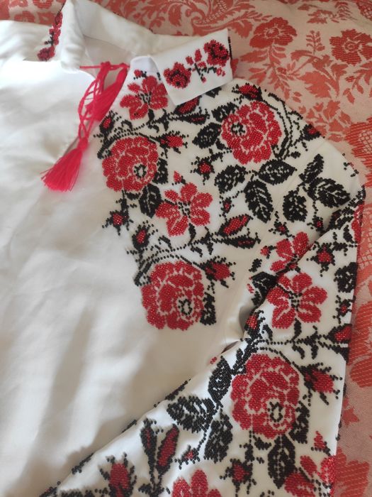 Сорочка вишита бісером