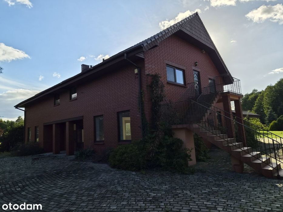 Budynek mieszkalno-usługowy – idealny na biznes i mieszkanie