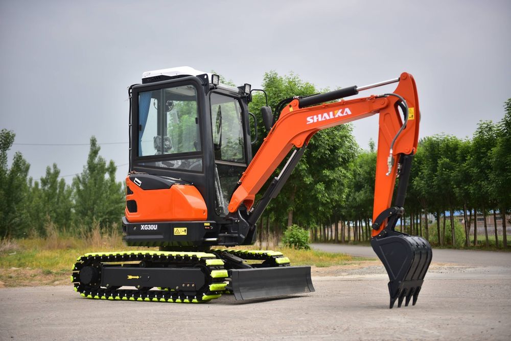 Mini giratória 3 toneladas nova motor Yanmar