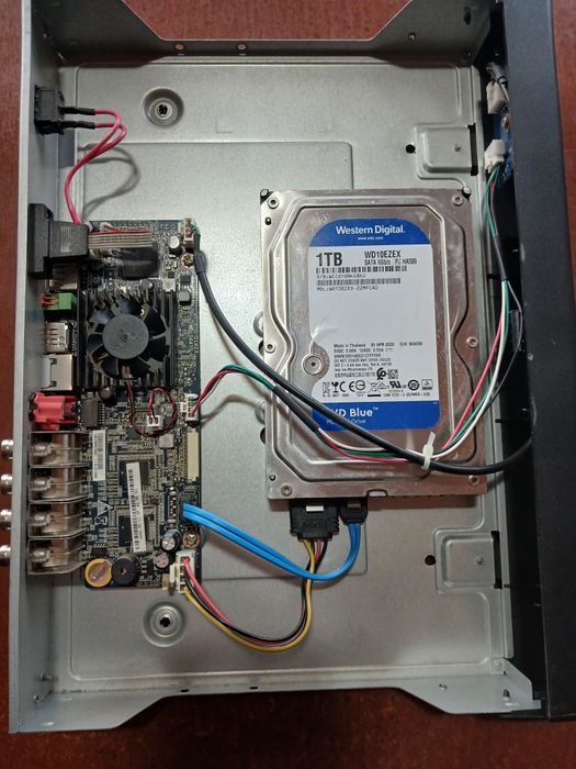 Видеорегистратор Dahua DHI - HCVR5108H - S2