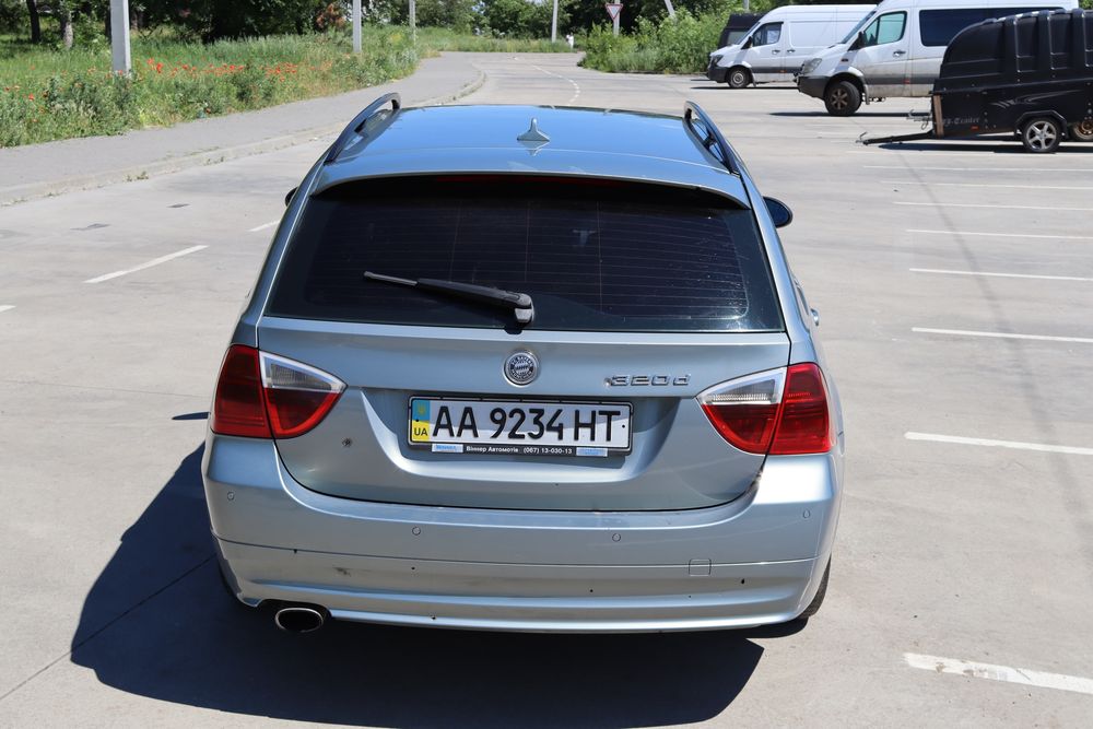Продам bmw 320d e91