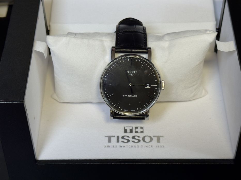 Relogio TISSOT 1853 novo na caixa