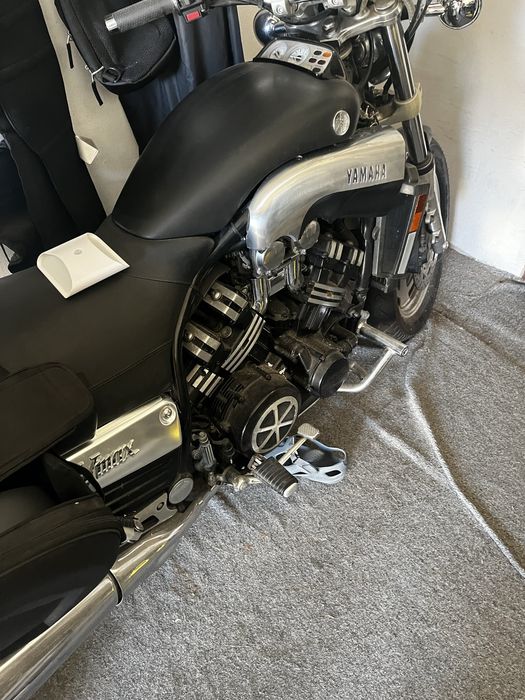 Yamaha V-max 1200cc
