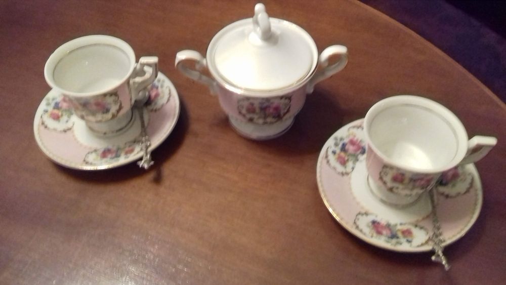 Conjunto de chávenas de café