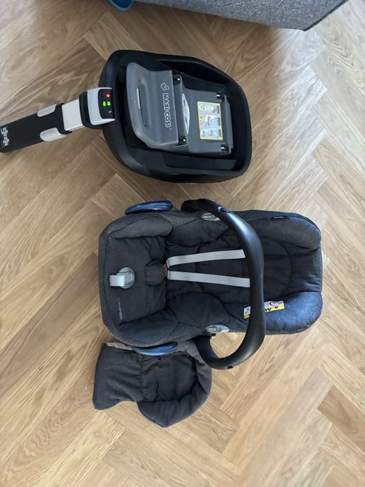 Maxi cosi cabriofix + baza