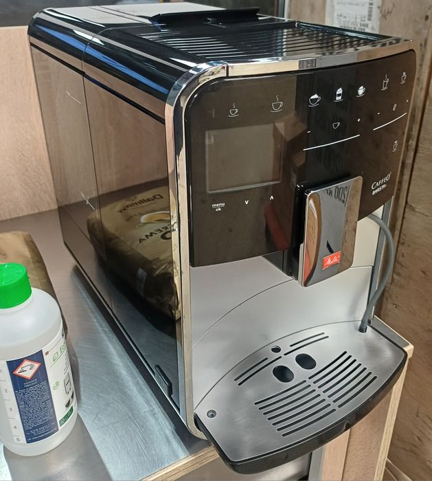 Кавомашина Melitta Caffeo Barista TS Smart молочник капучинатор