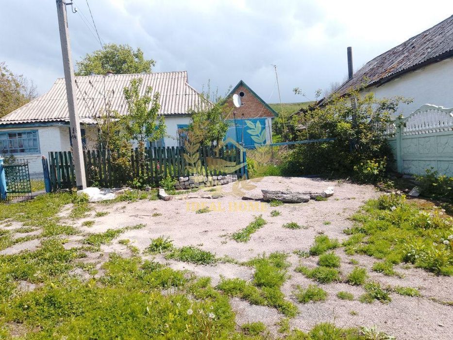 Продам будинок в Ісаяках