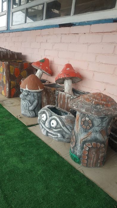 Садові фігурки ручної роботи