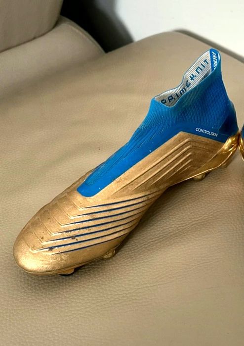 Chuteiras Adidas Predator 19+ Edição limitada Elite