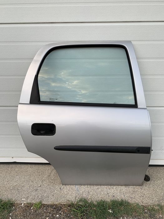 Porta de trás direito corsa b 5p (99)