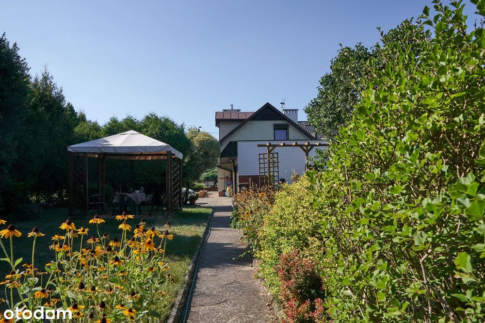 Dom 127 m² | 5 pokoi | 2 garaże | garderoba | piwnica | 2 łazienki