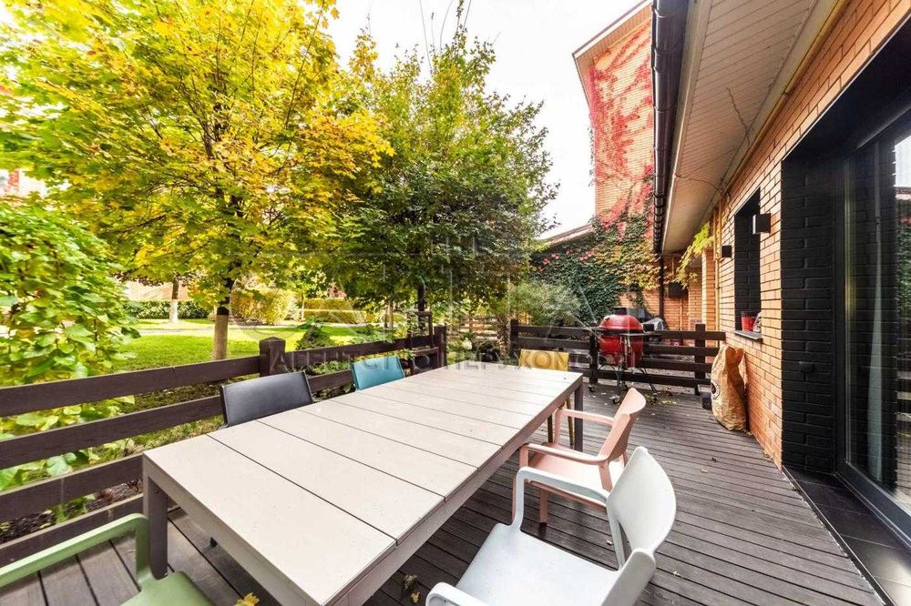 Продажа  автономного таунхауса, Плюты, Обуховский р-н