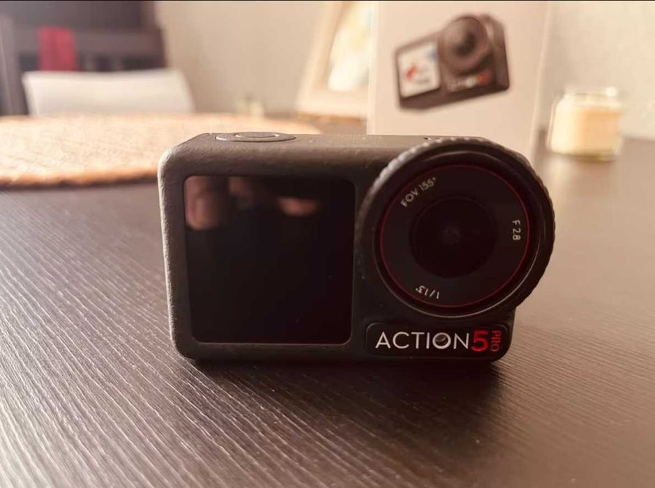 DJI Osmo Action 5 Pro z akcesoriami + karta pamięci 64 GB