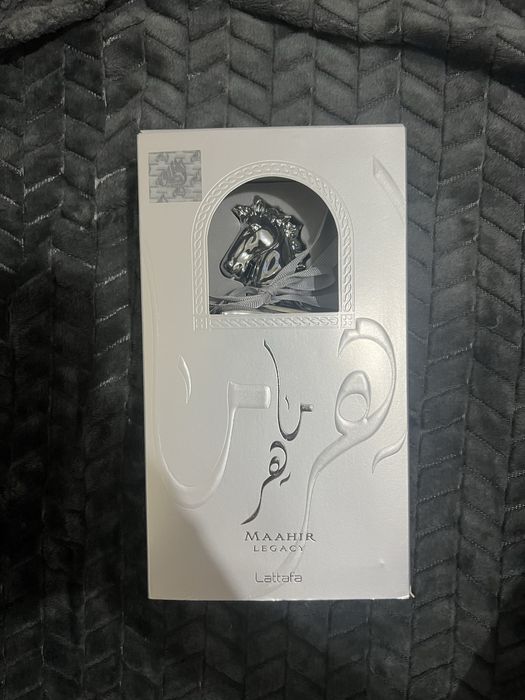 Perfume Maahir Legacy Lattafa 100ml