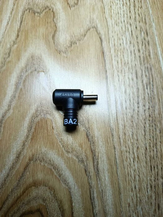 Комплект адаптерів для зарядки ноутбука