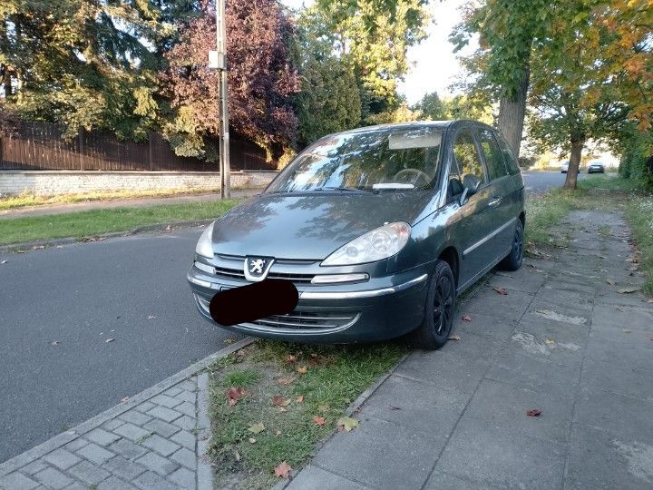 Peugeot 807