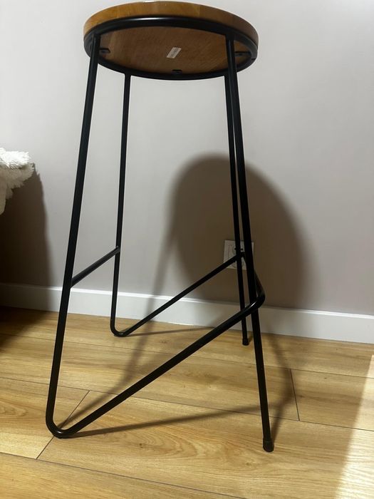 Zestaw dwoch Hokerów - krzeslo, stołek