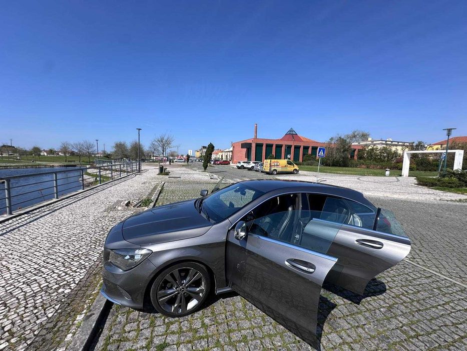 Mercedes Benz CLA 180 Shooting Brake