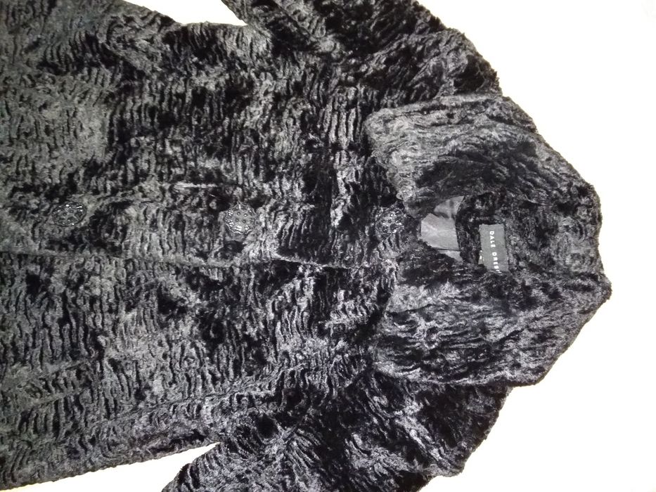 Futerko karakuł płaszcz czarny