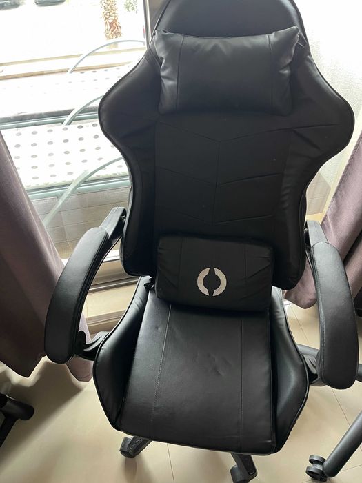 Cadeira Gaming Lovit – Rádio Popular (Pouco Uso)