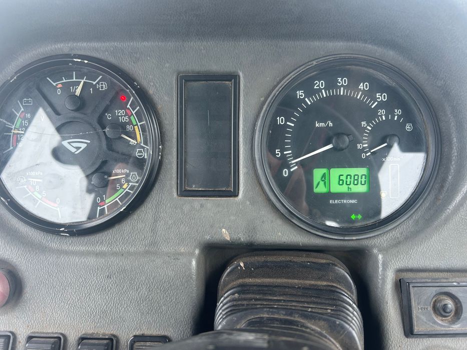 Трактор мтз 1021.4