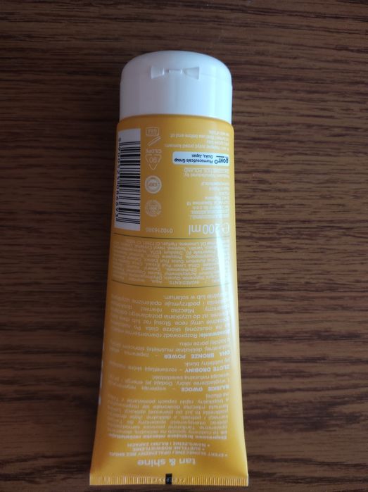 Samoopalacz perfecta z drobinkami złota