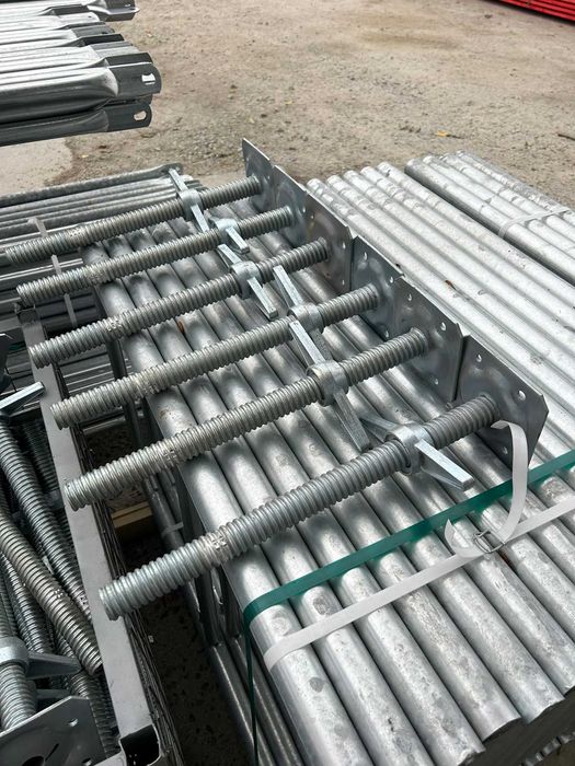 Rusztowanie Plettac na piny stal dowolna konfiguracja 8,30x9=75m2
