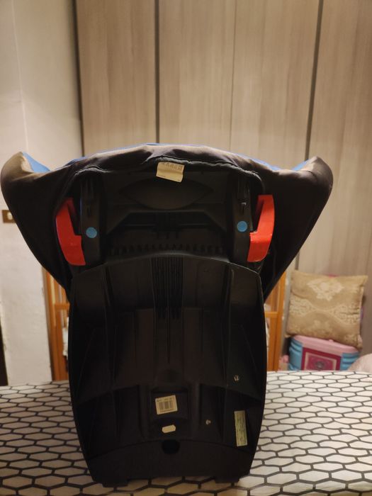 Продам автокрісло